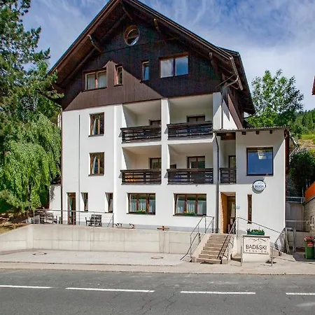 Bad & Bad Kleinkirchheim