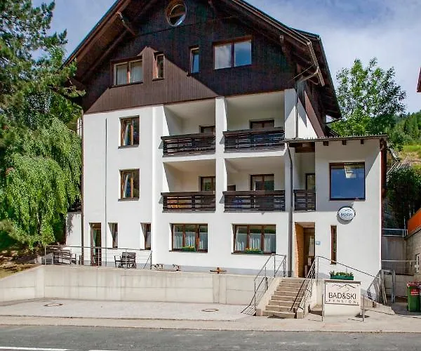 Bad & Bad Kleinkirchheim